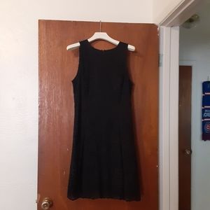 Ann Taylor size 10 black floral pattern lined sleeveless dress